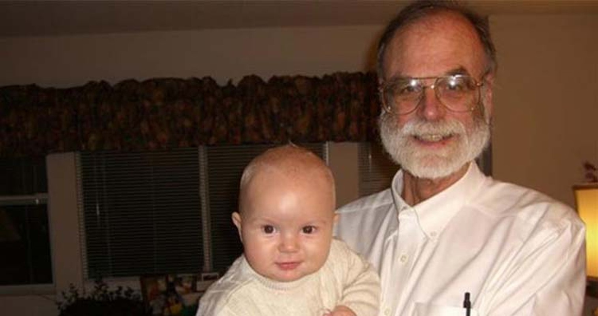 Vào buổi sáng ngày mất tích, ông ta đã nói chuyện với vợ qua điện thoại, đảm bảo với cô ấy về sức khỏe của mình và để lại cho con gái một thư thoại lạc quan, cho thấy rằng tự tử không phải là một lựa chọn khó xảy ra. Điều kỳ lạ là cảnh sát biển báo cáo rằng họ không nhận được bất kỳ cuộc gọi nào từ Jim Gray, cũng như không nhận được bất kỳ tín hiệu báo động nào từ thuyền của anh ta cho thấy nó đã bị chìm.