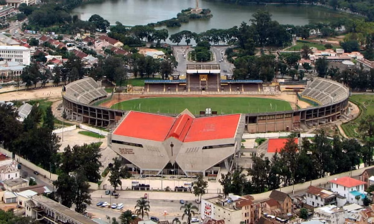 Giam dap kinh hoang, 12 nguoi thiet mang o Dai hoi the thao An Do Duong