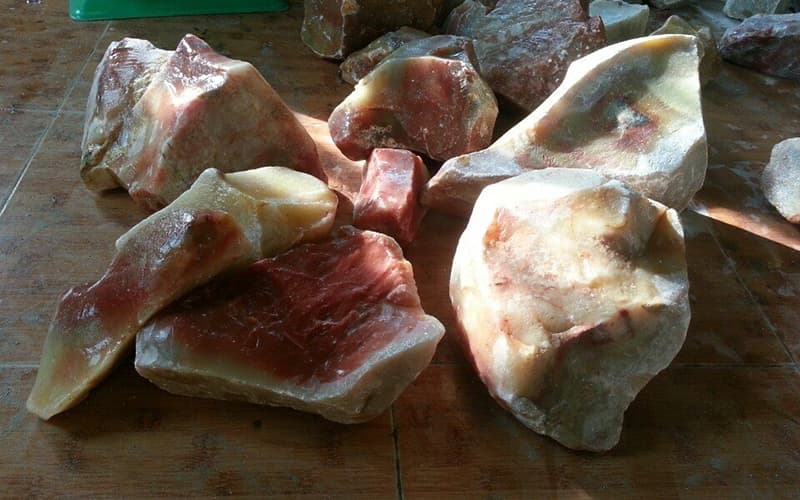 Những viên đá cảnh độc lạ và quý hiếm luôn thu hút sự chú ý của người chơi đá cảnh, và nhiều người sẵn lòng trả giá cao để sở hữu chúng. (Ảnh minh họa)