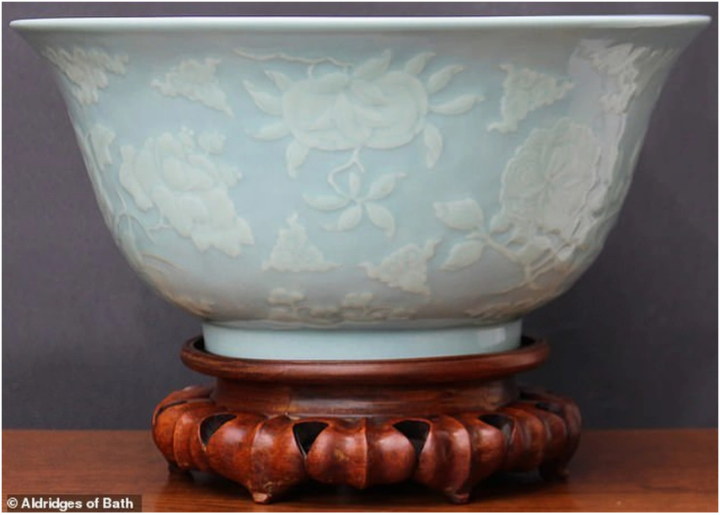 Don nha, phat hien bau vat bi lang quen tri gia hon 6 ty dong