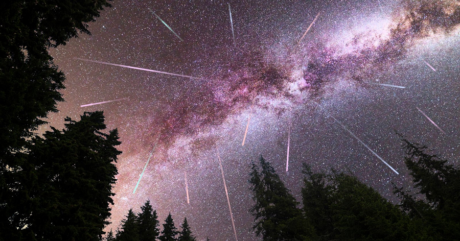 Để quan sát mưa sao băng Perseids, không cần sử dụng bất kỳ dụng cụ nào như kính thiên văn hay ống nhòm. Bạn chỉ cần chọn một không gian đủ tối, yên tĩnh và thoáng đãng, sau đó để mắt thích nghi trong bóng tối khoảng 30 phút. Nhìn thấy những vệt sao sáng băng qua bầu trời khá nhanh là trải nghiệm thú vị, và việc sử dụng kính thiên văn có thể làm giảm khả năng quan sát sao băng.