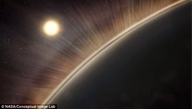 Tuy nhiên, vì một số yếu tố, như tác động của gió Mặt Trời và hoạt động núi lửa, nước trên Sao Kim đã dần biến mất và hiện nay hành tinh này có môi trường cực đoan với nhiệt độ bề mặt cao tới 464°C và khí quyển chủ yếu là carbon dioxide.