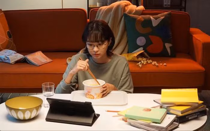 Ghi chep chi tieu can than nhung van khong du dong nao vao cuoi thang