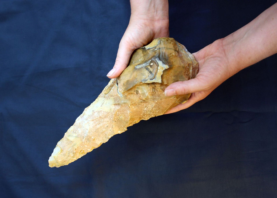 Theo tiến sĩ Matt Pope, Viện Khảo cổ học UCL, khám phá này cung cấp cơ hội hiếm có để tìm hiểu thêm về cuộc sống của người tiền sử và cảnh quan Kỷ Băng hà. Các nhà khoa học sẽ tiếp tục nghiên cứu để làm sáng tỏ hơn về nguồn gốc và mục đích của những công cụ cổ này.