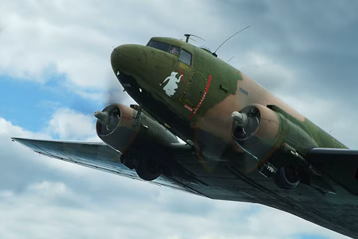 Khi Mỹ triển khai các dự án cường kích hạng nặng mới, nhiều chiếc AC-47 còn lại của họ đã được chuyển giao cho không quân của chế độ “Việt Nam Cộng hòa”.