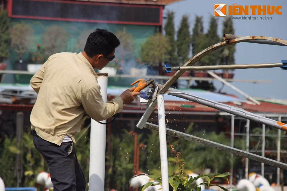 Công việc này được biết khá tốn thời gian.