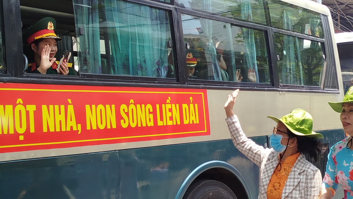 Đây là bước chuẩn bị quan trọng cho lễ diễu binh – diễu hành cấp quốc gia kỷ niệm 50 năm Ngày Giải phóng miền Nam, thống nhất đất nước (30/4/1975 – 30/4/2025).