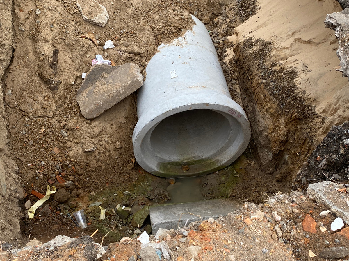 Binh Thuan: Can canh tien do thi cong goi thau Nang cap duong Tran Quy Cap-Hinh-9