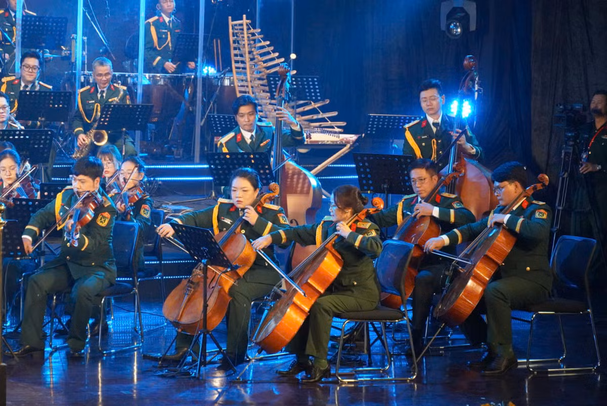 “Bai ca Thong nhat” vang vong hao khi dai thang mua Xuan nam 1975-Hinh-3