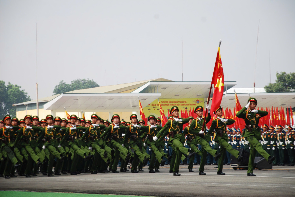 Khối nam sĩ quan Cảnh sát Nhân dân.