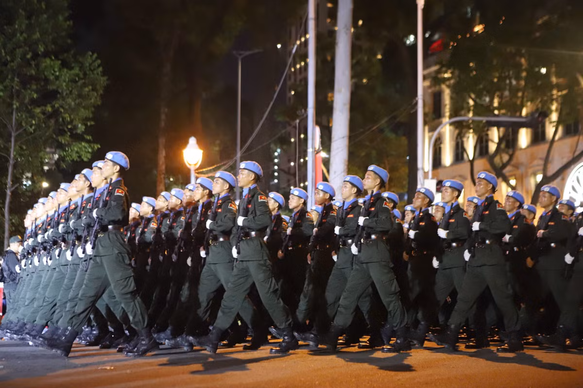 Khối sĩ quan Công an Nhân dân gìn giữ hoà bình LHQ.