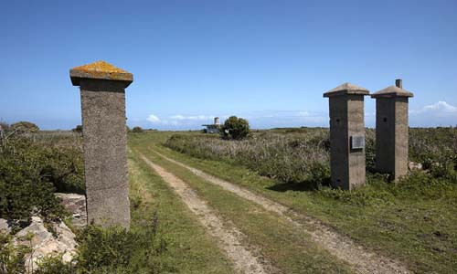 Những tàn tích của Lager Sylt - trại tử thần duy nhất của phát xít Đức trên lãnh thổ Vương quốc Anh trong Chiến tranh thế giới 2 vẫn còn hiện hữu như minh chứng về tội ác kinh hoàng của Đức quốc xã gây ra trong Chiến tranh thế giới 2.