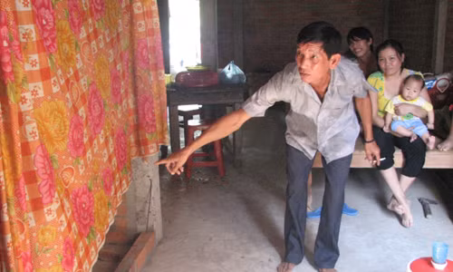 Kinh hoang xat ot len toan than tinh dich do ghen