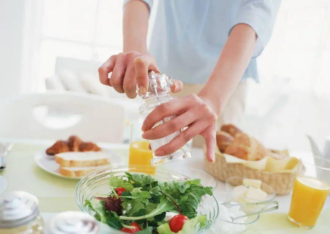 Dieu tri ung thu vu: Bat mi che do dinh duong tot nhat