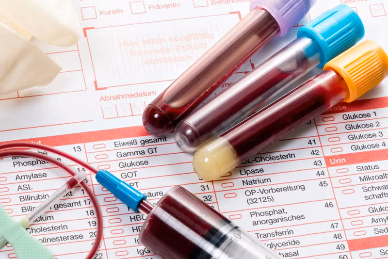 Biet nhom mau cua con, chong lap tuc doi ly hon vo vua sinh