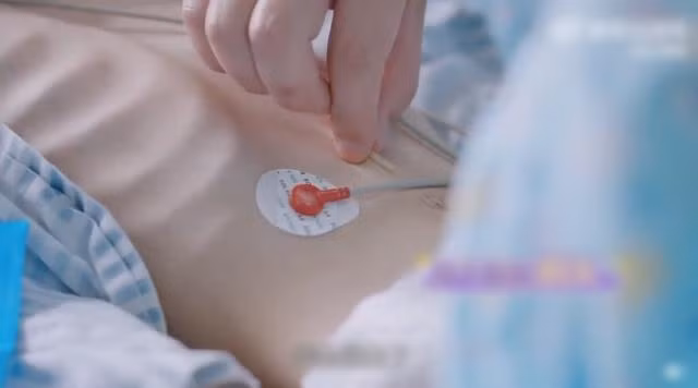 De con gai tu do giam can, cha me hoi han ca doi