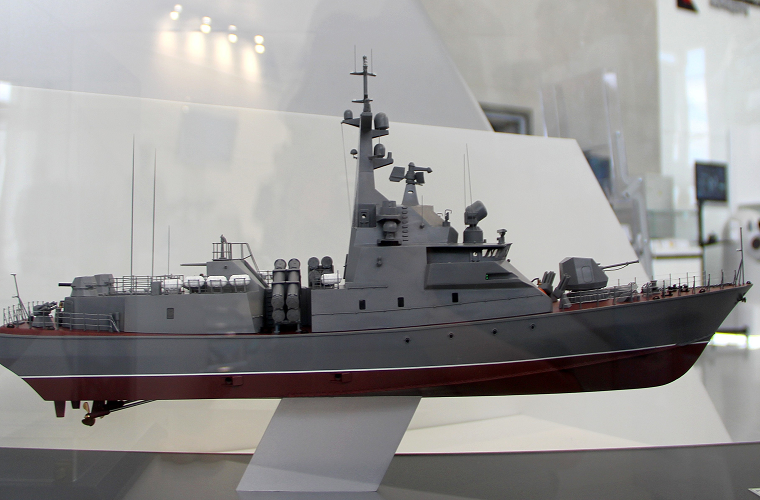 Theo đó tàu tên lửa Molniya Việt Nam được trang bị 16 tên lửa Kh-35 Uran-E, còn tàu của Nga chỉ vỏn vẹn 8 tên lửa. Nguồn ảnh: sdelanounas.ru.