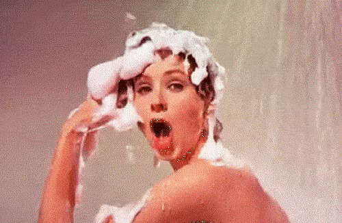 Nếu không muốn da xấu, đừng rửa mặt dưới vòi hoa sen - Hình 2 Neu khong muon da xau, dung rua mat duoi voi hoa sen-Hinh-2