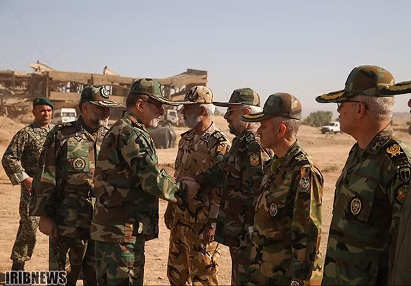 Anh: Iraq-Iran ram ro tap tran quan su chung-Hinh-2