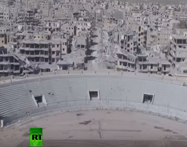 Hầu hết các công trình ở Raqqa đã bị phá hủy. Ảnh: RT.