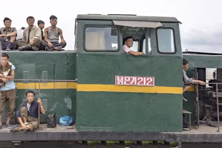 He lo cuoc song it ai ngo cua binh si Trieu Tien-Hinh-5