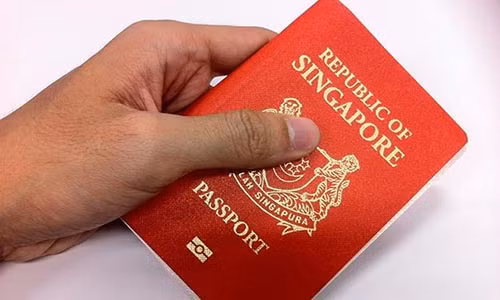 Vi sao ho chieu Singapore "tam ve" quyen luc nhat the gioi?