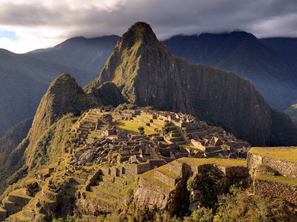 Machu Picchu, được UNESCO công nhận là Di sản Thế giới vào năm 1983, là địa điểm du lịch nổi tiếng ở Peru. Nơi đây còn được biết đến với tên gọi “Thành phố đã mất của người Inca”. Các nhà khảo cổ nói rằng công trình vĩ đại này được xây dựng vào khoảng năm 1450. Ảnh: BI.