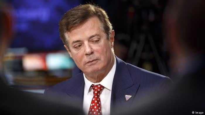 Tháng 8/2017, FBI tịch thu nhiều tài liệu của Paul Manafort, cựu quản lý chiến dịch tranh cử của ông Trump. Được biết, Paul đã từ chức vào tháng 8/2016. Ảnh: DW.