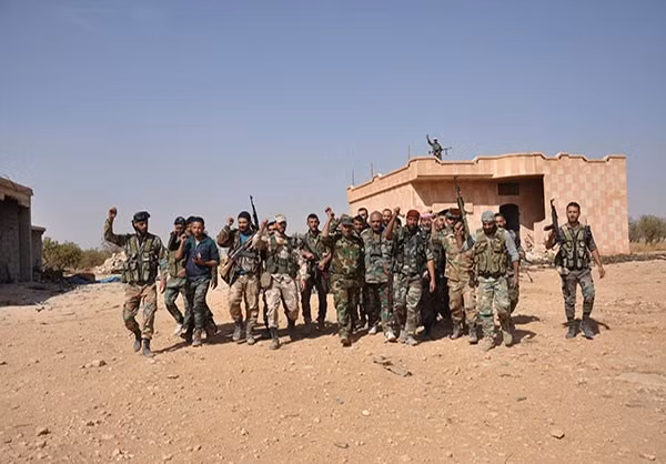 Anh: Tich thu kho vu khi “khung” cua IS o Dong Homs-Hinh-6