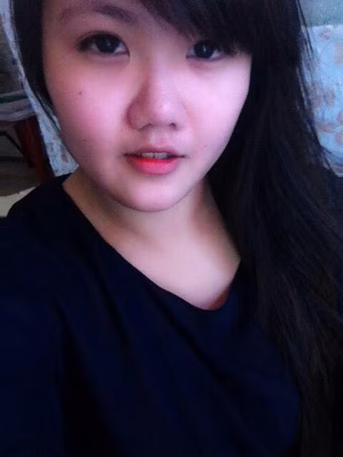 Quán ăn vặt tại phố cổ Hà Nội của Thanh Tùng, Thanh Mai mang tên gọi “Cô Béo” khá nổi tiếng trong cộng đồng giới trẻ Thủ đô. Thanh Mai dù mũm mĩm nhưng cũng vẫn được rất nhiều bạn trẻ khen ngợi là có nhiều nét xinh, duyên.