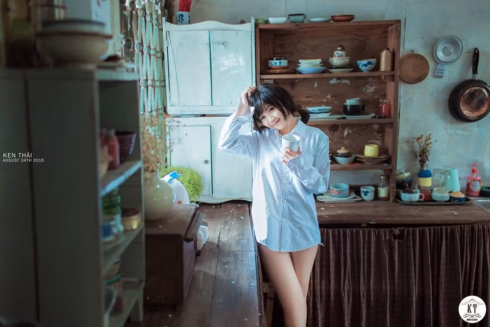 Ngoài ra Lệ Nhi cũng được khen ngợi là một teen girl xinh đẹp, dễ thương dù chỉ có chiều cao khiêm tốn 1m57. Không có vóc dáng cao như nhiều hot girl nhưng Lệ Nhi vẫn được khen ngợi là “nấm lùn xinh đẹp” bởi khuôn mặt rất dễ thương, toát ra vẻ trong sáng, hiền lành.