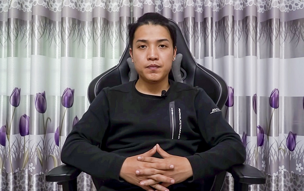 Dù là YouTuber nổi tiếng và sở hữu lượng người theo dõi đông đảo nhưng NTN từng vấp phải nhiều chỉ trích với những video nguy hiểm, câu tương tác bất chấp như ném 100 cây dao từ trên cao xuống, nướng cá trên nhiều bật lửa hay leo cột điện...