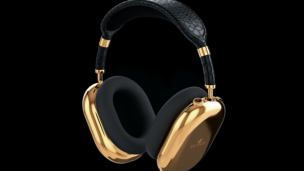 Chiếc AirPods Max mạ vàng được Caviar bán ra với 2 màu trắng hoặc đen, giá bán 108.000 USD và dự kiến giao trong năm 2021.