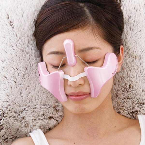 Nếu muốn có một khuôn mặt Vline mà không đau đơn thì hãy sử dụng ngay dụng cụ kích thích cơ má này nhé!