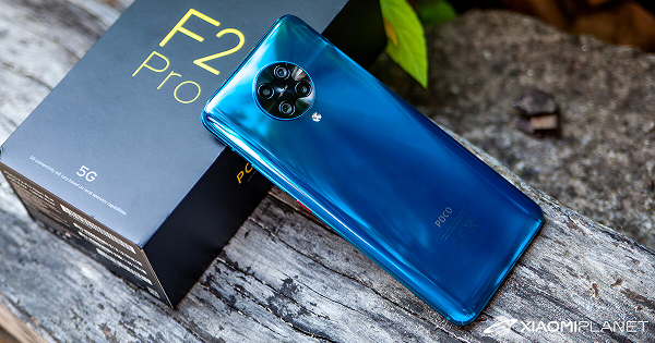 Tất nhiên, thiết bị cũng hỗ trợ kết nối mạng 5G chế độ kép SA/NSA và có 2 SIM chuẩn nano. Viên pin của máy có dung lượng 4700mAh, hỗ trợ sạc nhanh 30W.