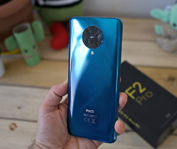 Poco F2 Pro chính hãng lên kệ tại Việt Nam vào cuối tháng 5, giá 12,5 triêu đồng. Hiện tại, máy được bán với giá 11,2 triệu đồng.