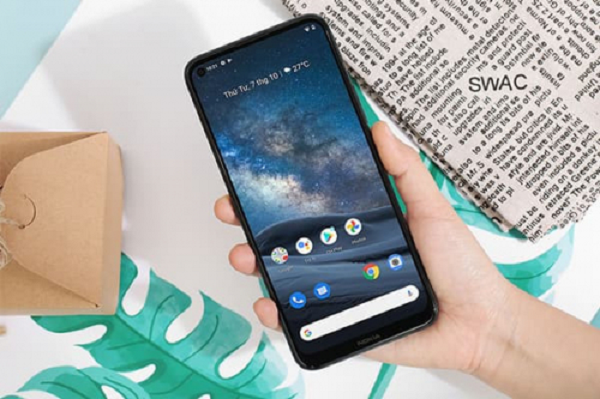 Về cấu hình, Nokia 8.3 5G có màn hình 6,81 inch độ phân giải Full HD+, RAM 8 GB, bộ nhớ 128 GB. Tại Việt Nam, sản phẩm chỉ có màu xanh Polar Night, giá 11 triệu đồng.
