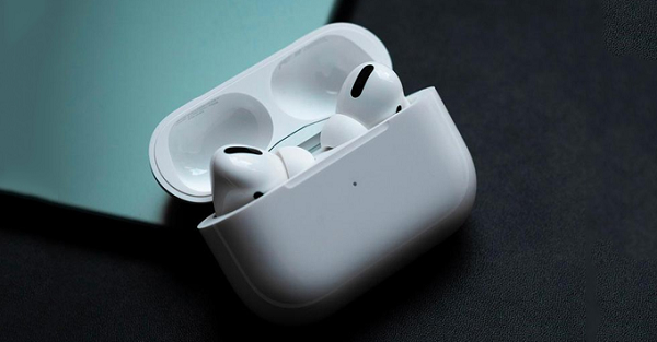 Phiên bản "Lite" của AirPods Pro dành cho những khách hàng yêu thích kiểu dáng của tai nghe AirPods Pro, thay vì cần đến những tính năng bên trong như chống ồn chủ động.