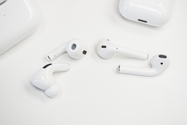 Với việc ra mắt Airpods Pro "Lite", Apple sẽ hoàn thiện dần hệ sinh thái thiết bị Apple giá rẻ gồm có iPhone SE, Apple Watch SE.