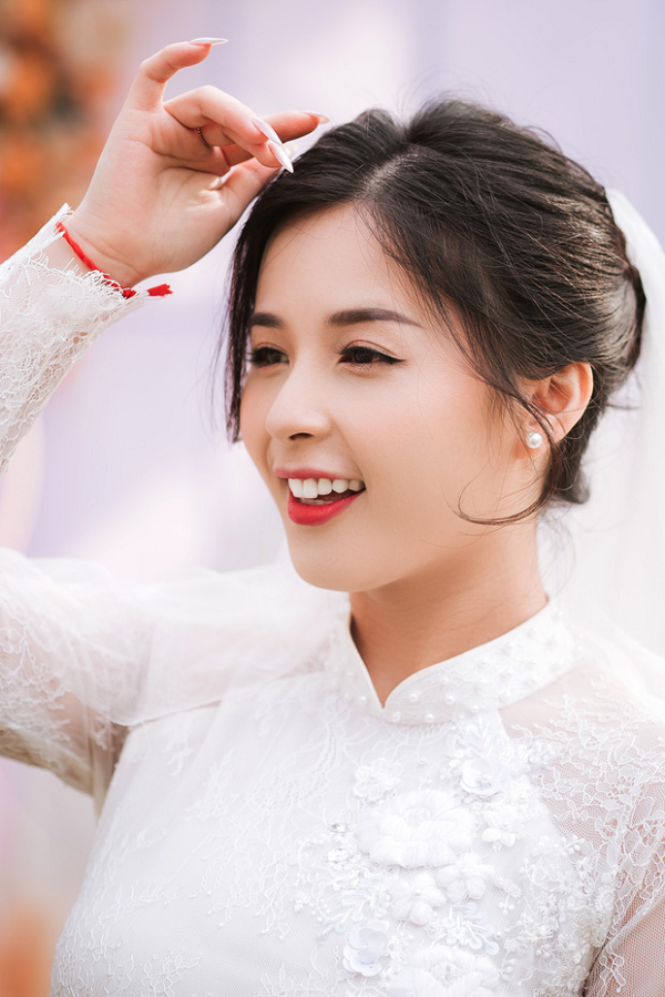 Không ít fan đã dành tặng cho cô nàng streamer những lời chúc mừng thành tâm nhất, đồng thời tỏ ra khá vui mừng khi Thảo Nari đã tìm được bến đỗ lý tưởng của mình.