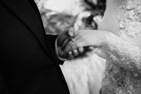 Dù khá tiếc nuối khi idol sớm lấy chồng, thế nhưng các fan của Thảo Nari cũng gửi rất nhiều lời chúc tới nữ streamer xinh đẹp.