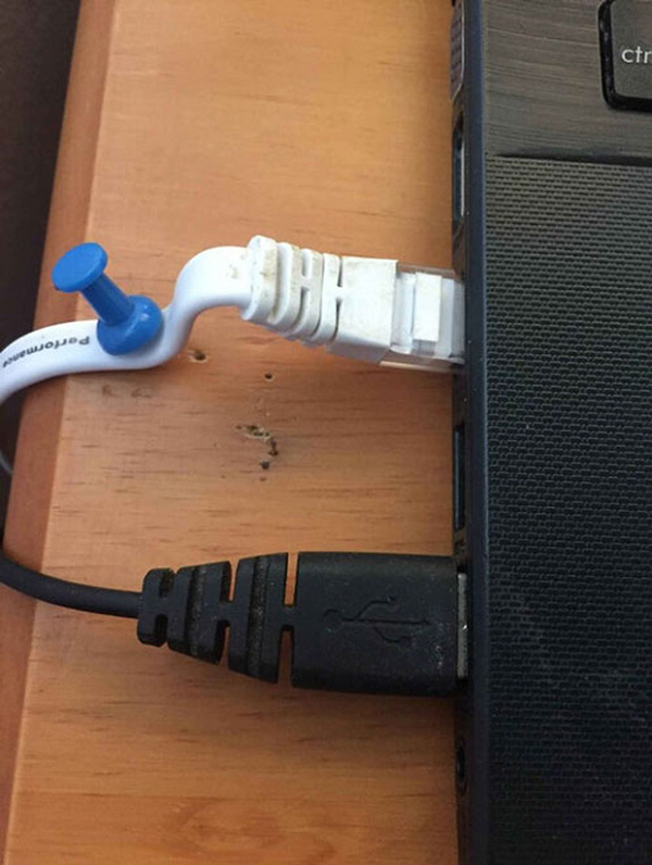 Siêu cố định cáp