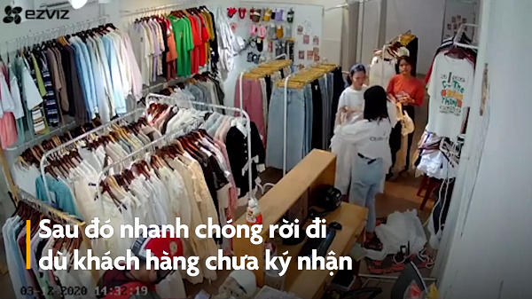 Chị Kim Phụng (Cao Lãnh - Đồng Tháp) kể chị và bạn đã đặt mua online chiếc điện thoại iPhone 12 Pro Max 256GB VN/A tại một hệ thống bán lẻ di động ngày 3/12, thanh toán trước 100% giá trị sản phẩm (32 triệu đồng).