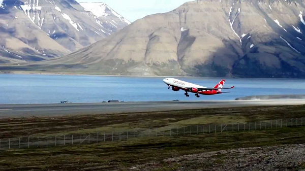 Nó thuộc sở hữu và điều hành bởi hãng hàng không quốc gia Na Uy.