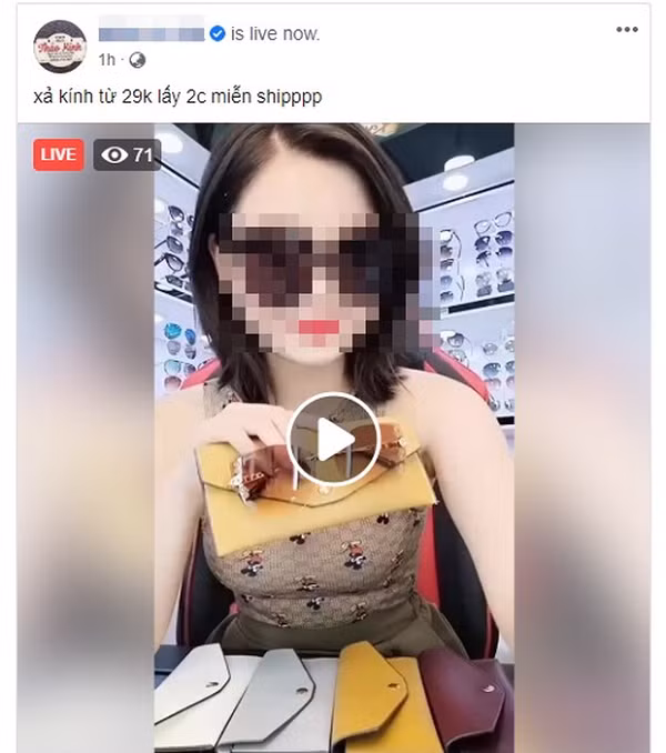 Fanpage tích xanh liên tục chạy quảng cáo và phát các video livestream bán các sản phẩm như kính mắt, đồng hồ.