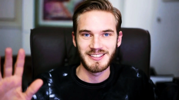 Pewdiepie có lẽ chẳng còn quá xa lạ đối với cộng đồng mạng. Được biết tới là Youtuber cá nhân hàng đầu trên thế giới, thậm chí sở hữu lượng theo dõi đã vượt quá con số 100 triệu.