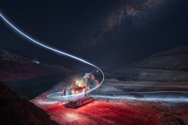 "Drone Photo Awards" là giải thưởng uy tín về thể loại chụp ảnh từ thiết bị bay không người lái. Đây là một nhánh riêng của Siena International Photo Awards, giải ảnh uy tín xuất hiện từ năm 2015.