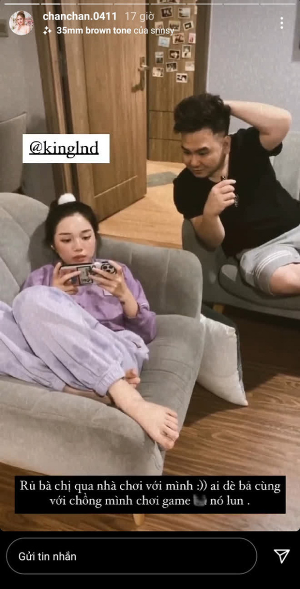 Xoài Non rủ Linh Ngọc Đàm qua nhà chơi với mình, nhưng không ngờ tới chuyện nữ streamer lại "rủ rê" Xemesis chơi game cùng bỏ mặc cô nàng, dẫn đến việc đăng đàn "bóc phốt" như trên.