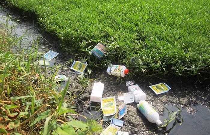 Dư lượng thuốc trừ sâu, diệt cỏ malathion, diazinon và glyphosate trong các loại rau củ quả cũng được xếp vào nhóm 2B nghĩa là có thể gây ung thư. 