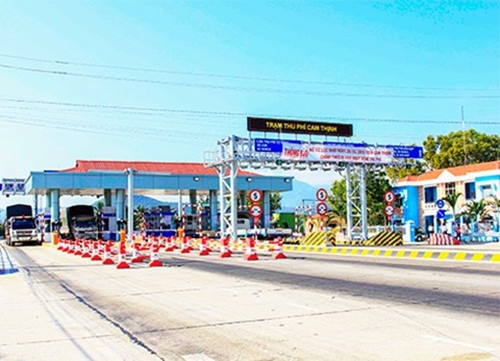 Trạm thu phí Cam Thịnh.
